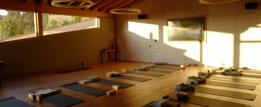 The Breathing Techniques Benjamin Ligan Uses to Stay in the Hot Room